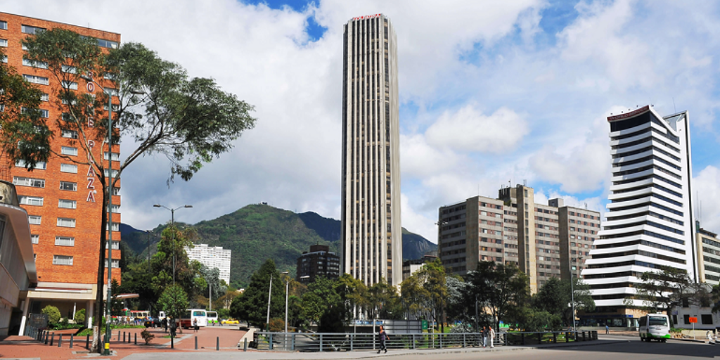 La Torre Colpatria, edificio histórico de Bogotá