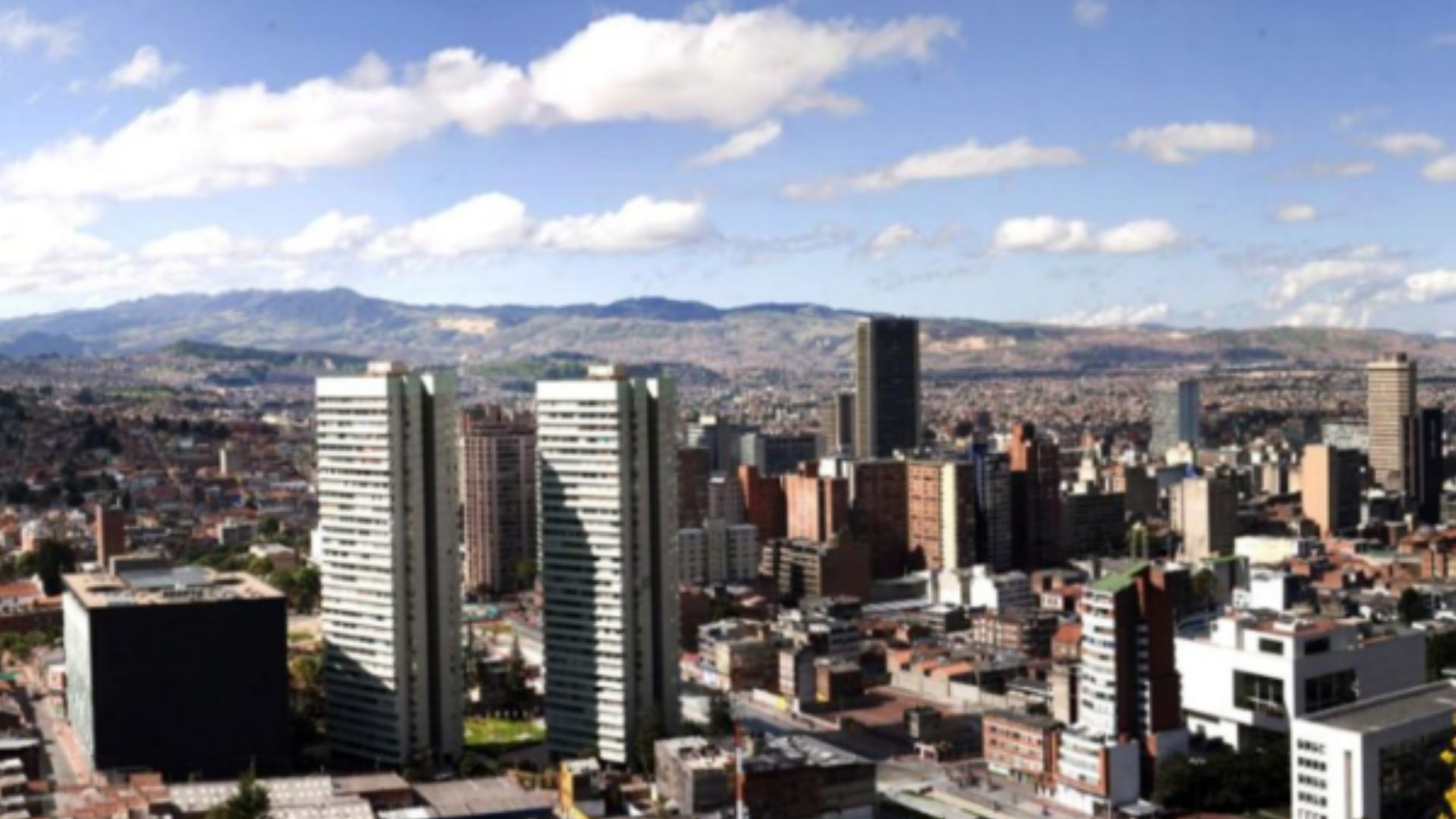 Sigue estos pasos y ponte al día con tus impuestos vencidos en Bogotá