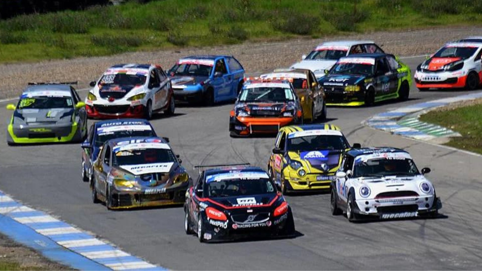 Automovilismo por Canal Capital, el TC2000 y las categorías más importantes que corren este fin de semana.