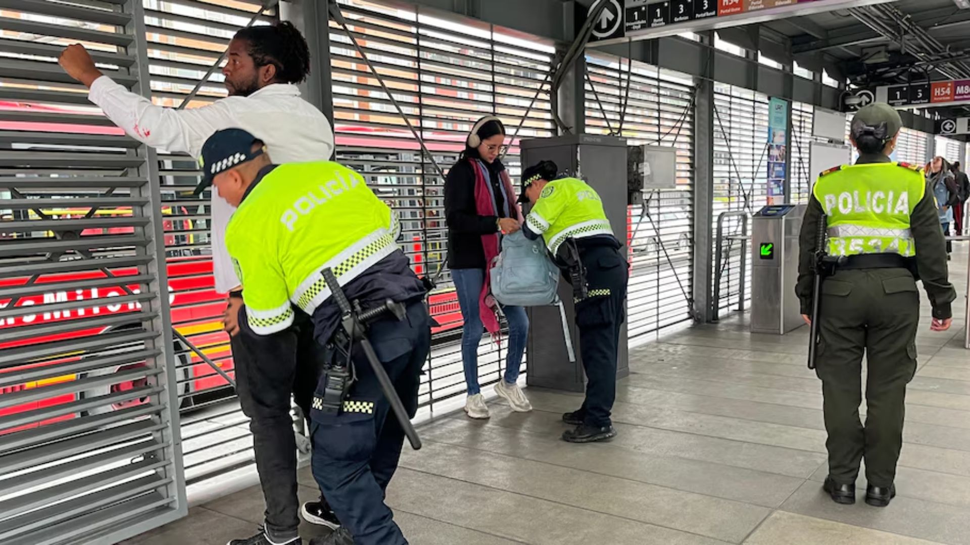 El Plan Acordeón: estrategias para combatir la inseguridad en TransMilenio