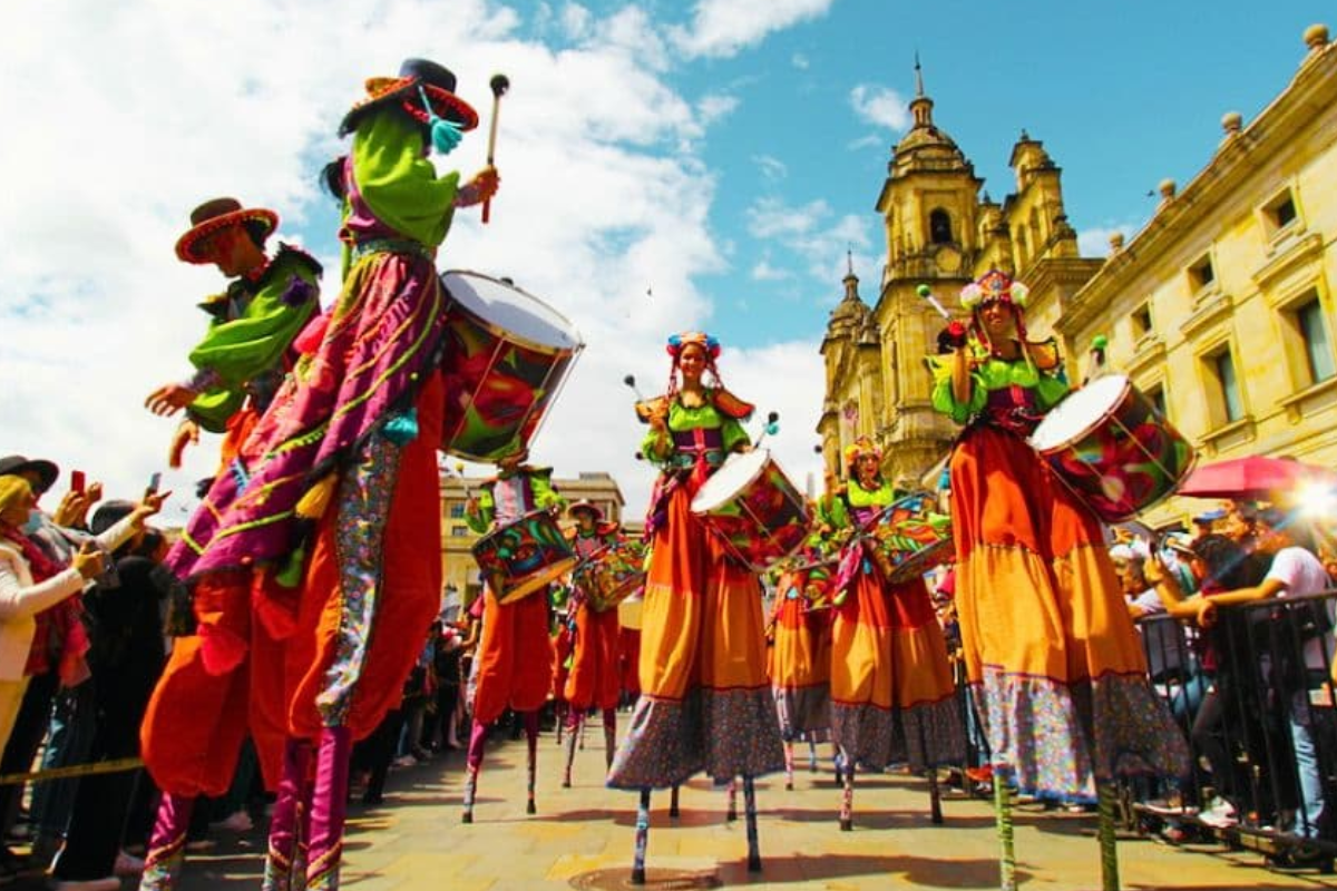 ¡Disfruta el Gran Desfile Navideño 2024 por Canal Capital!