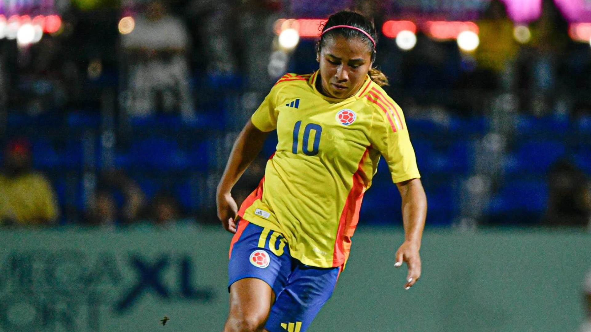 Leicy Santos habla de su presente futbolístico en Canal Capital