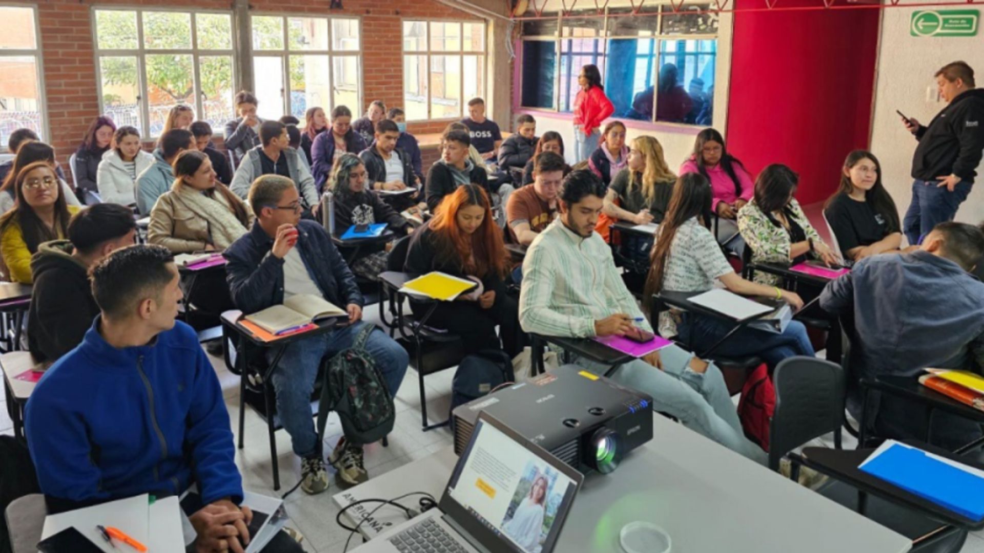 Ya está abierta la convocatoria para la segunda Escuela Distrital de Emprendimiento Joven