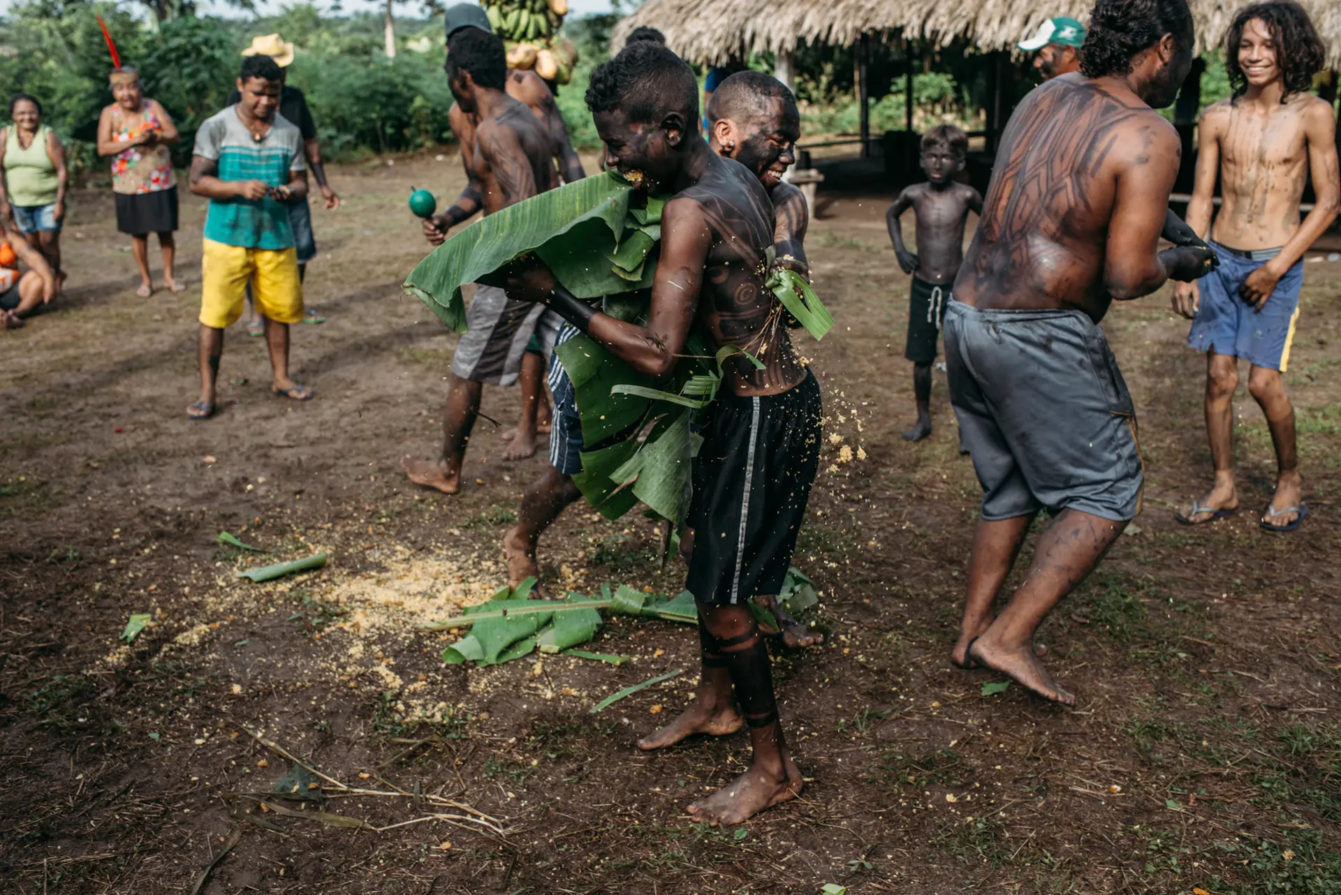 Xonim porno sevadi U mendan dugonasini yalashimni iltimos qildi