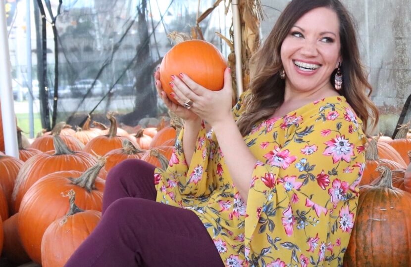 Blogger Angela Cruz at pumpkin patch