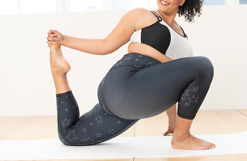 Stretch in star printed leggings
