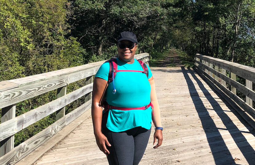Bisa, hiking.
