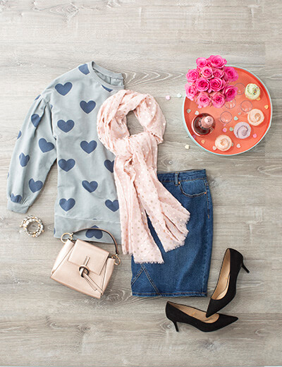 valentine's day plus size heart sweater pink scarf denim skirt