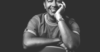 La sonrisa que trasciende el “sí, acepto”: Daniel Romano