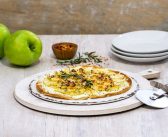 Pizzeta de manzana y quesos: crujiente y deliciosa