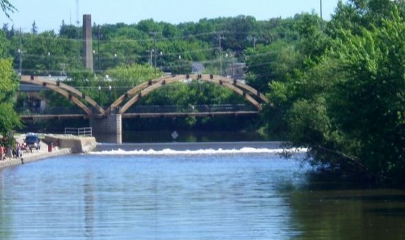 Gallery | Riverfront Apartments - Riverfront Apartments With View