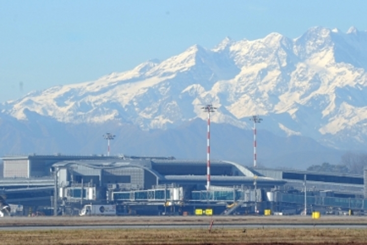 close to the magnificent Alpes