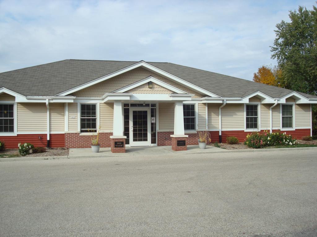 Threshold, Inc Adult Day Services 1022 Club in Hartford, WI