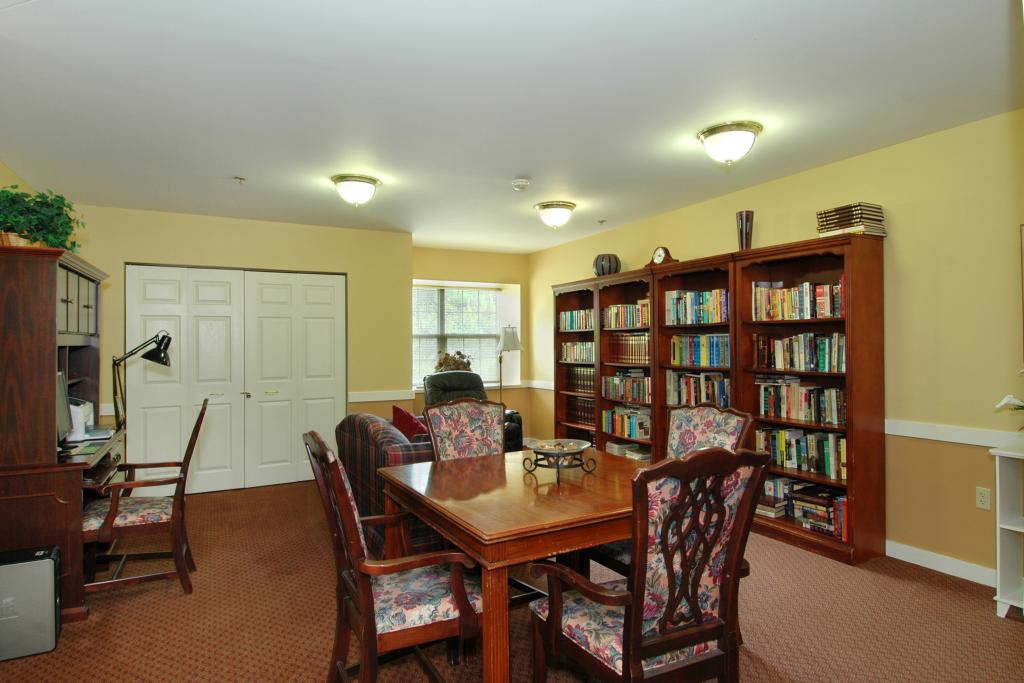 Elmcroft Of Chippewa Assisted Living in Beaver Falls, PA