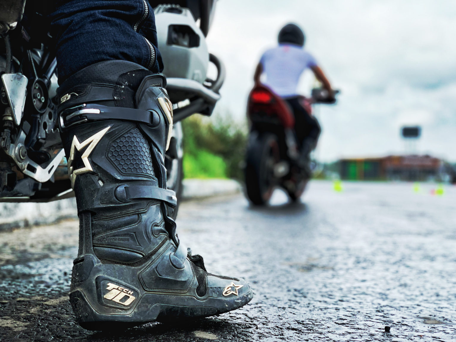 The Best Motorcycle Boots of 2021 [Buying Guide] Autowise