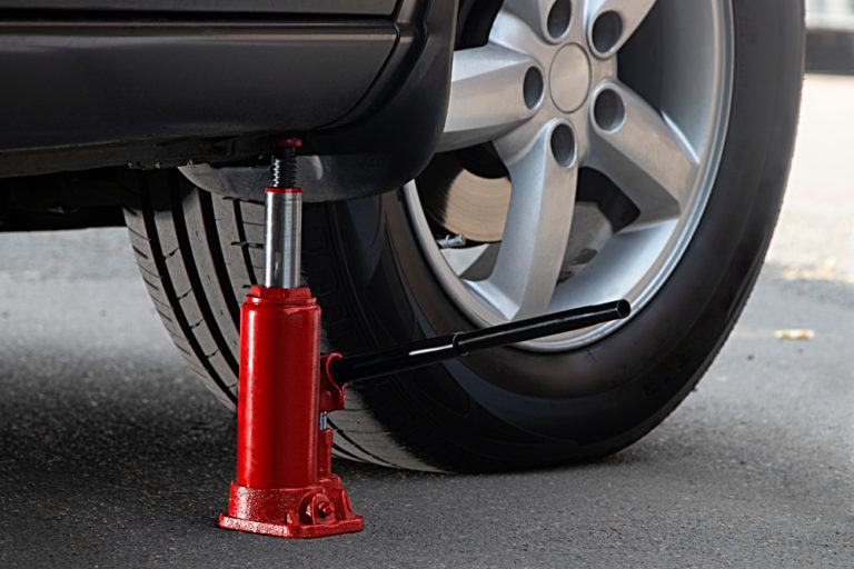 9 Best Bottle Jacks For Your Vehicle [Buying Guide] Autowise