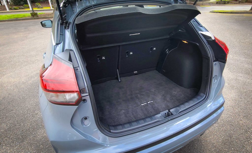 DRIVEN 2021 Nissan Kicks SR [Review] Autowise