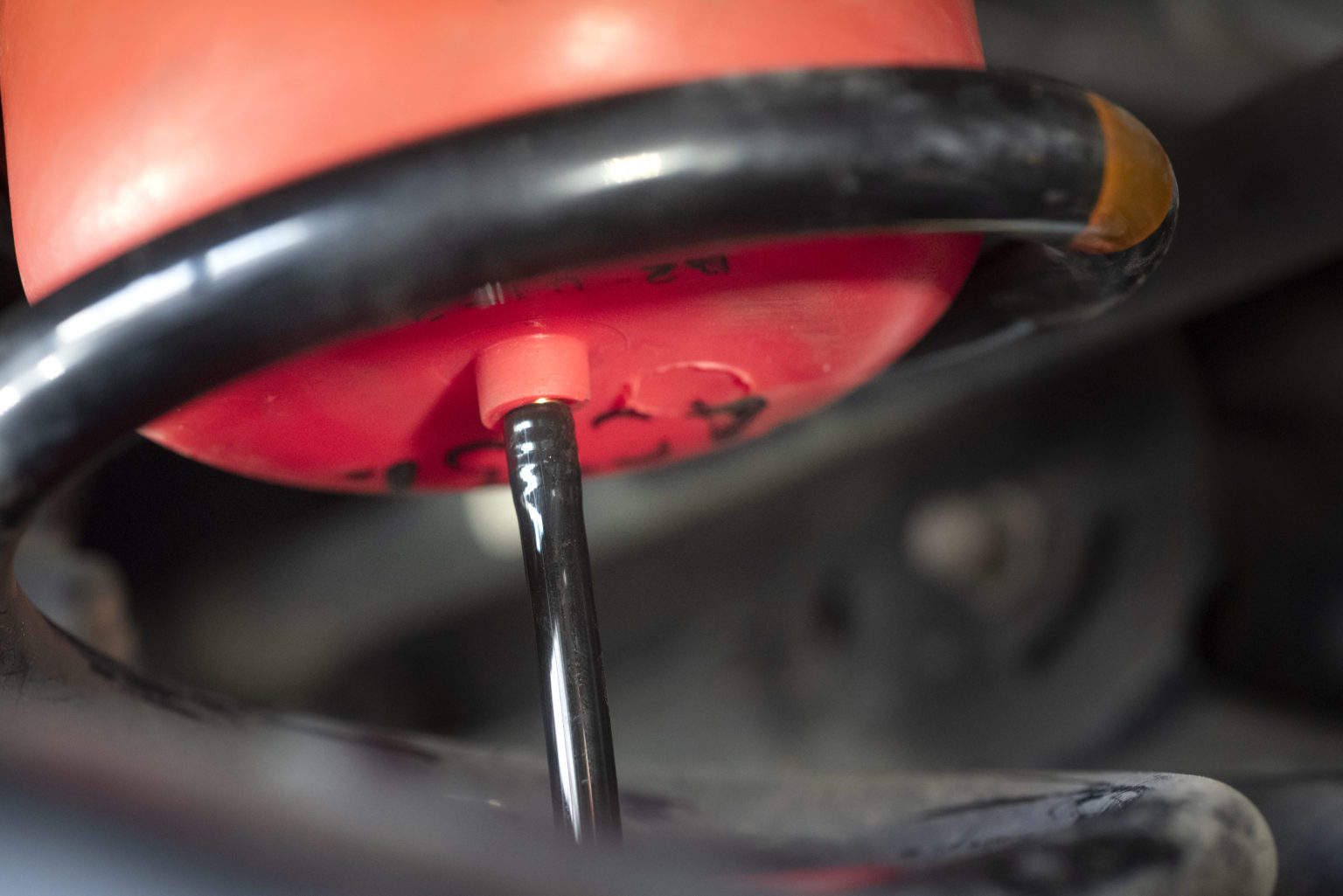 How To Install Air Bags For Better Towing With Your CUV Autowise