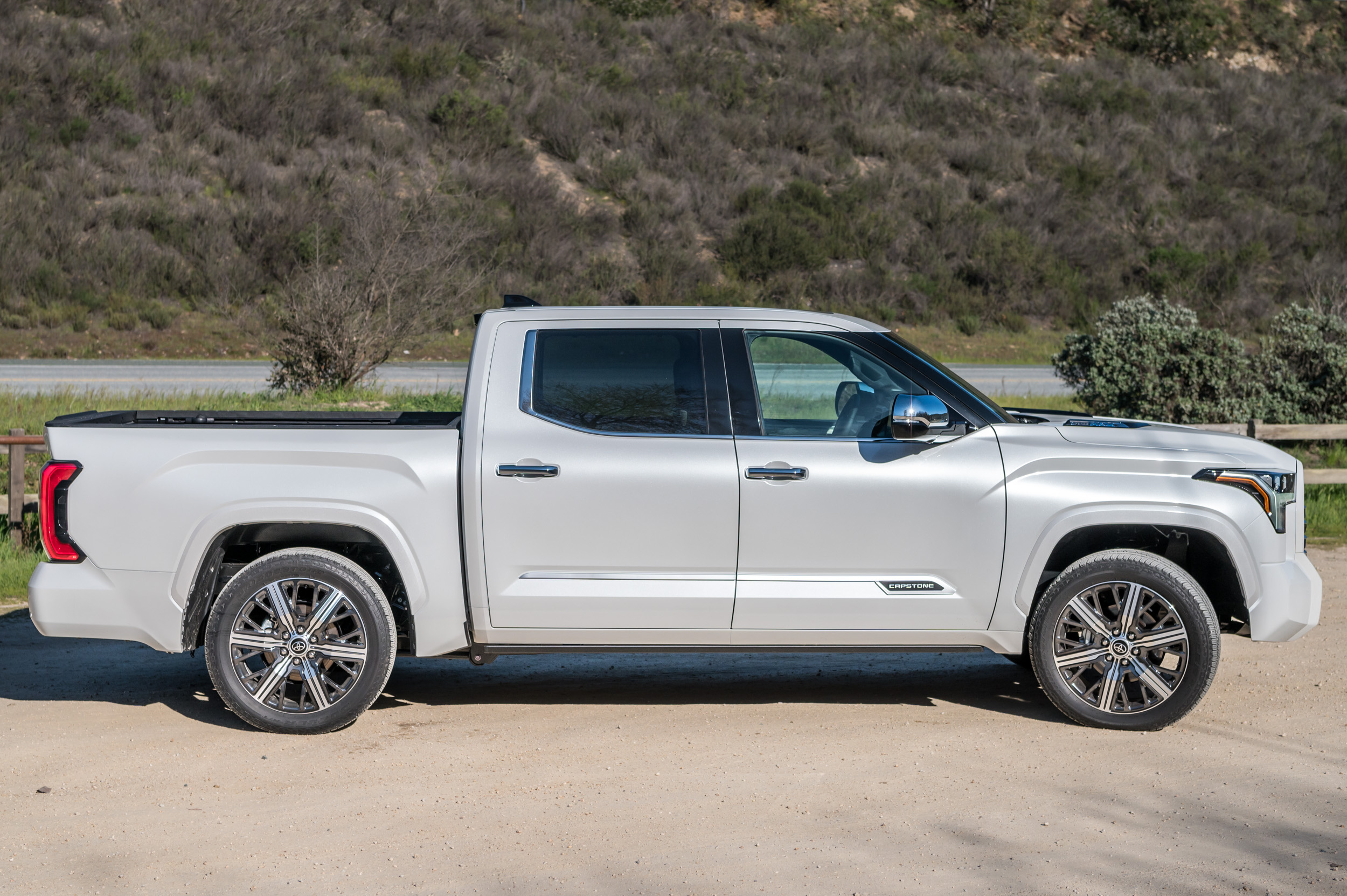 2022 Toyota Tundra Capstone hybrid review