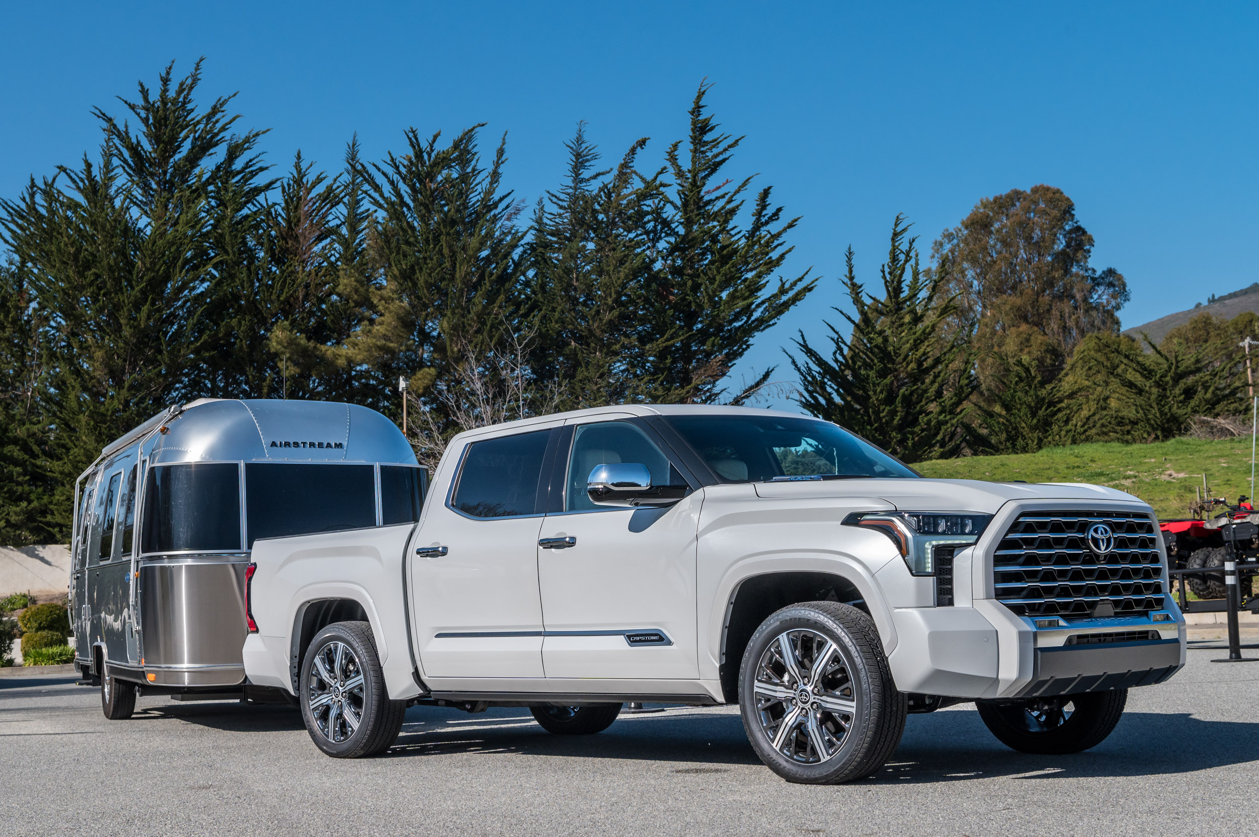 2022 Toyota Tundra Capstone hybrid review