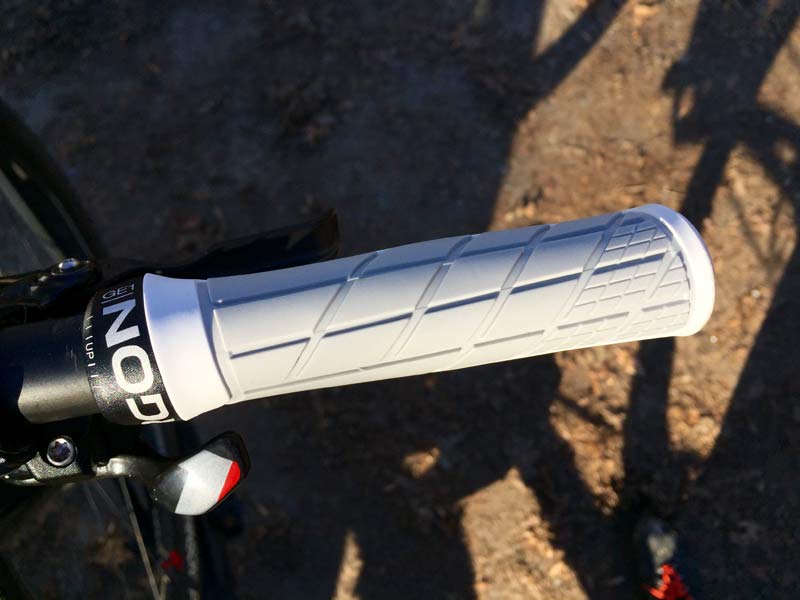 Review Ergon GE1 Slim enduro mountain bike grip Bikerumor