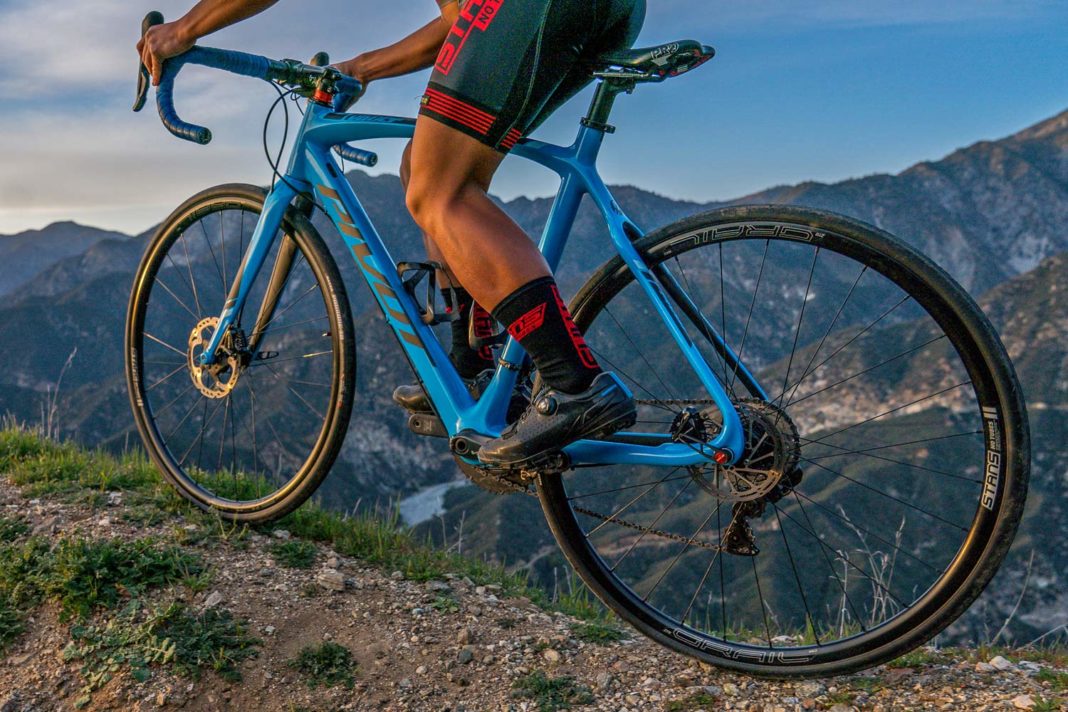 Stan’s revamps the Grail in new carbon Grail CB7 & alloy MK3 gravel