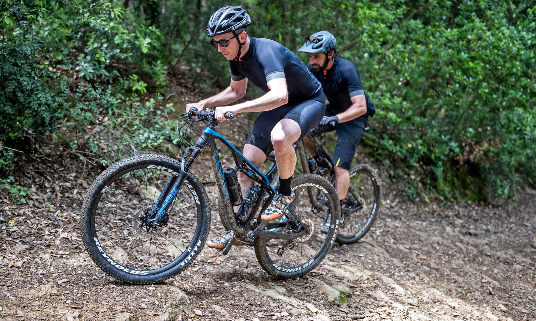 100mm travel carbon XC mountain bike 