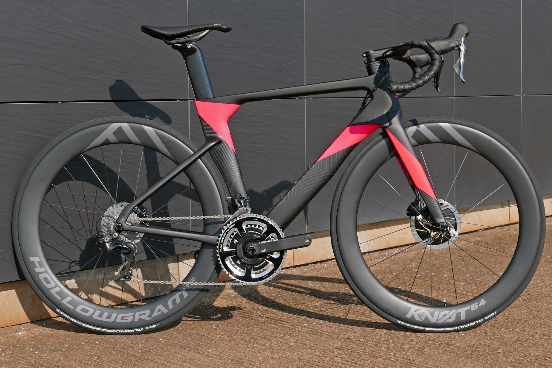 Is new, aero disc Cannondale SystemSix 