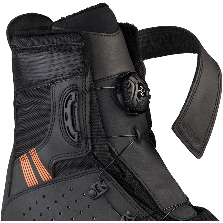 45NRTH Wölvhammer winter boots get a 