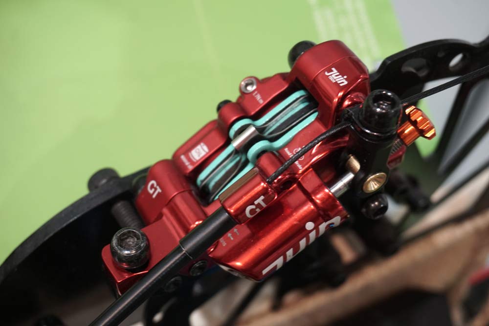 Juin Tech suspends a more stable GoPro 