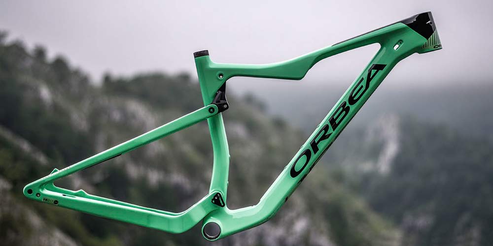 Orbea Two-Stroke Oiz MTB concept splits 
