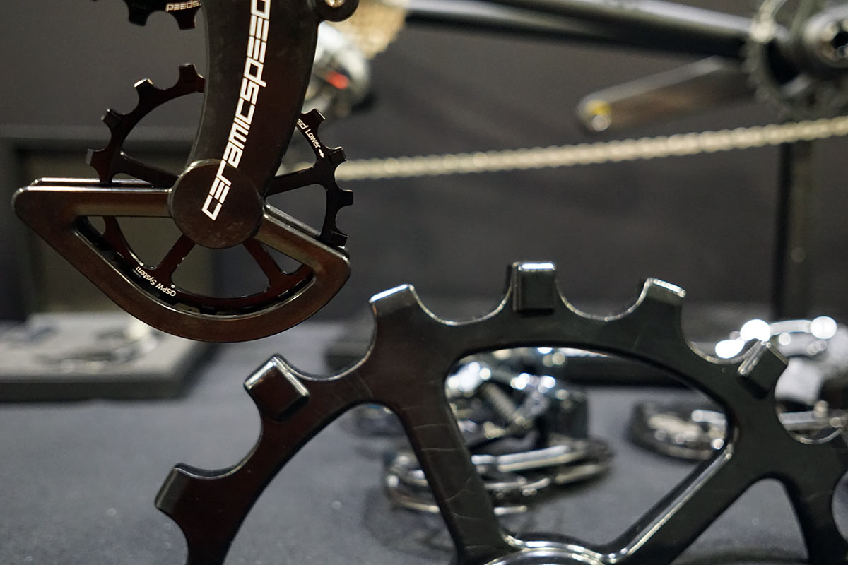 CeramicSpeed Driven chainless drivetrain almost shifting, offroad