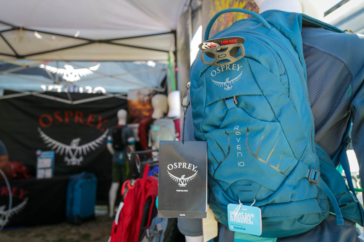 Osprey hydration packs continue to improve with more comfort, features, & models Bikerumor