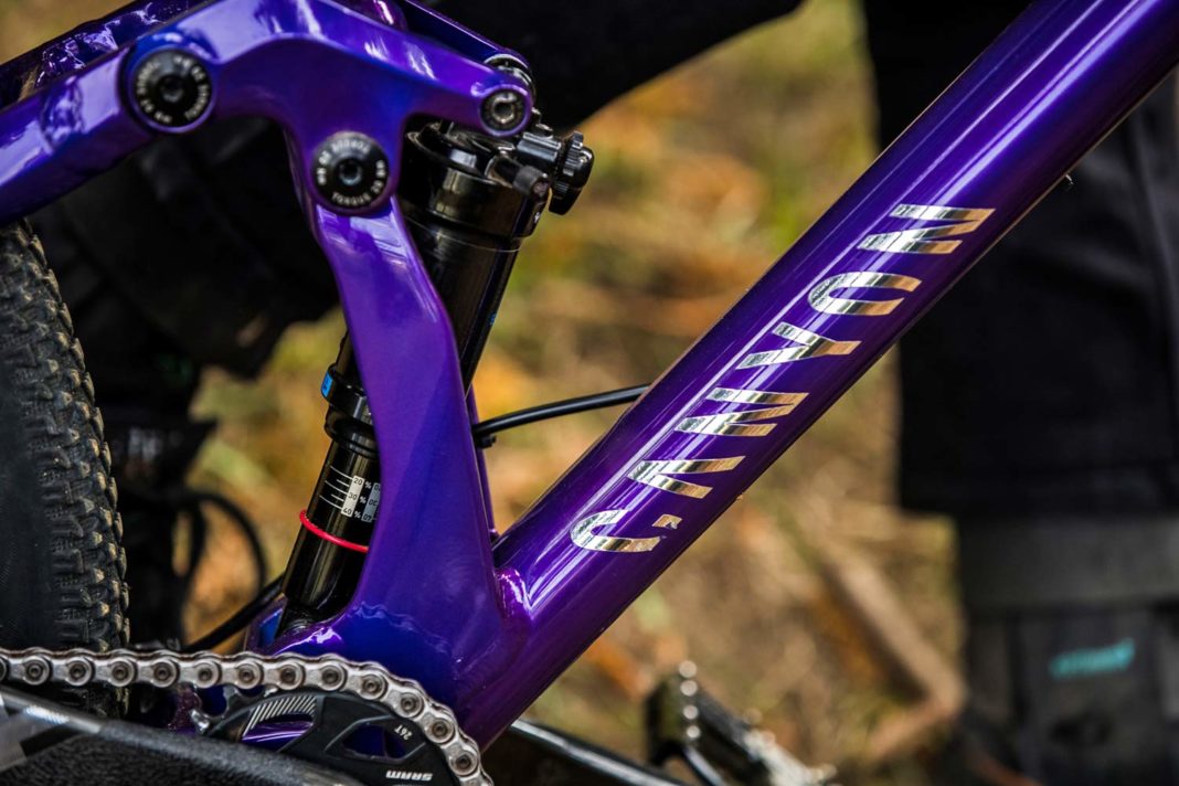 Canyon sticks Stitched 720° full suspension slopestyle mountain bike