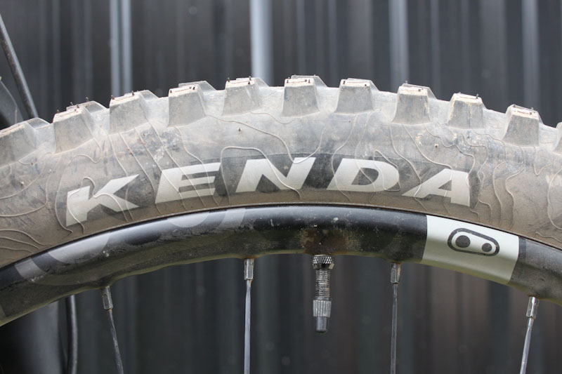 Review Kenda Pinner Pro tires offer great grip and yawsome cornering Bikerumor
