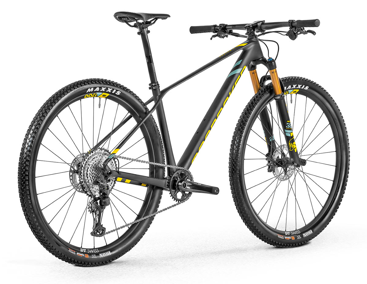 Mondraker Podium race hardtail mountain bike is "lightest in the world