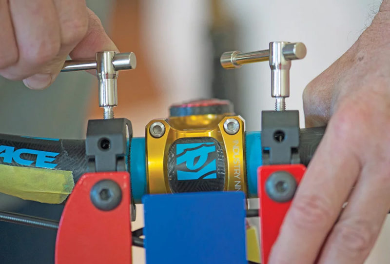 Crooked handlebars? Keep It True with K.I.T. handlebar & stem alignment