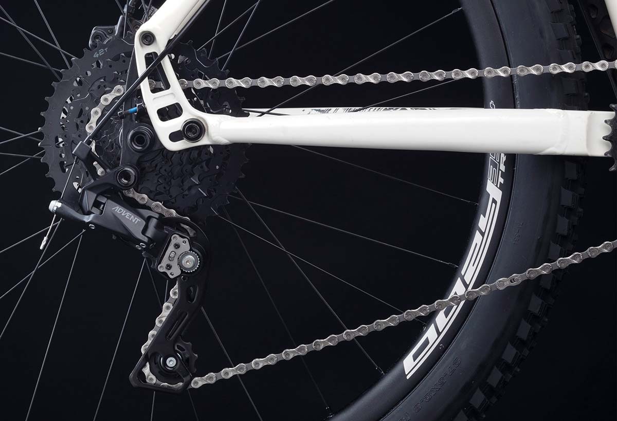 AASQ 104 MicroSHIFT explain the pros and cons of clutch derailleur