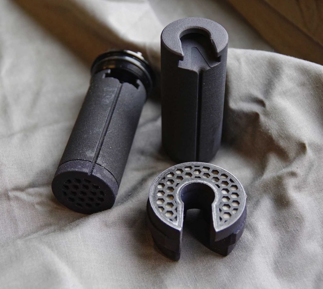 Carbon Air improves air fork suspension using coconuts and sawdust