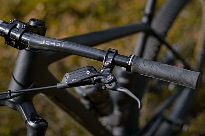 Beast 2.0 carbon MTB Bars get reinforced, still super light Bikerumor