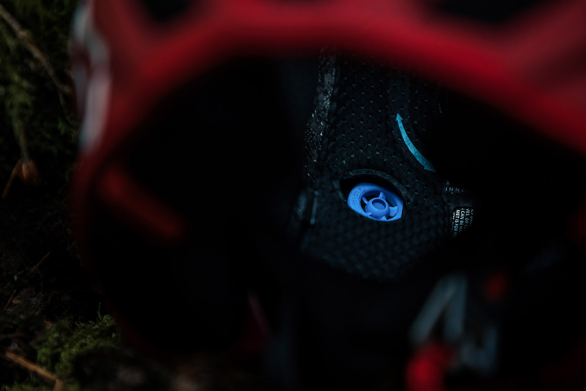 leatt 8.0 dh helmet turbine polymers