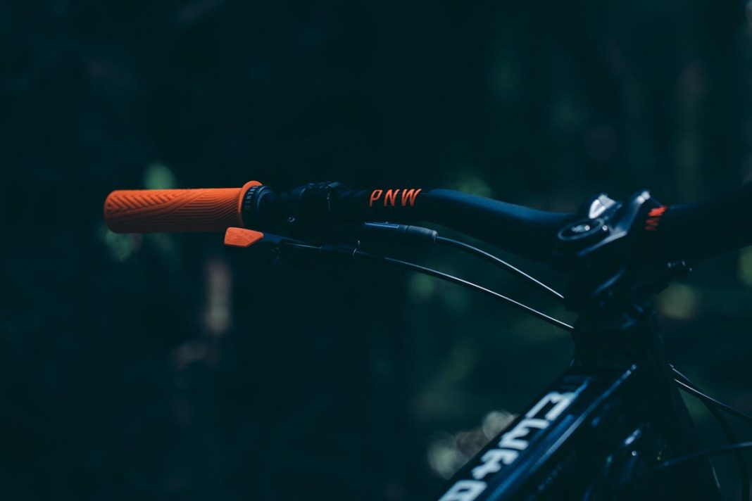 PNW Range Handlebar Gen 3 gets bigger AND lighter, now available in 35.