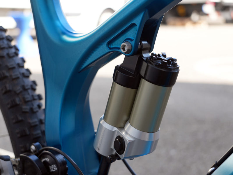Intend shows negative offset inverted enduro fork w/ dramatic head ...