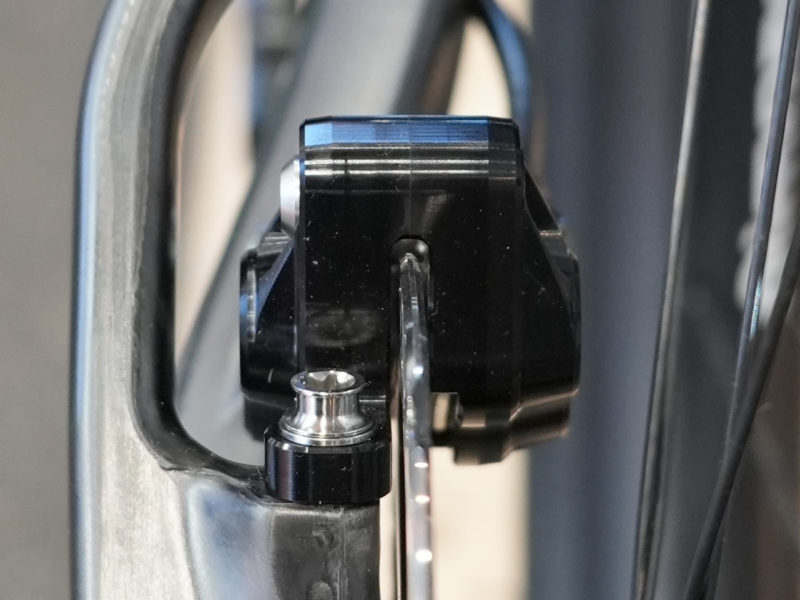 Trickstuff locks down Centerlock, gives brake calipers more breathing