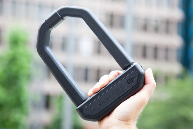 Hiplok D1000 is a truly angle grinderproof bike lock! Bikerumor