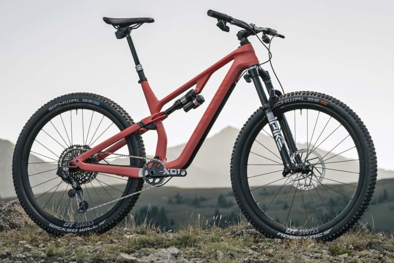 RockShox Flight Attendant Mountain Bikes available now! Bikerumor