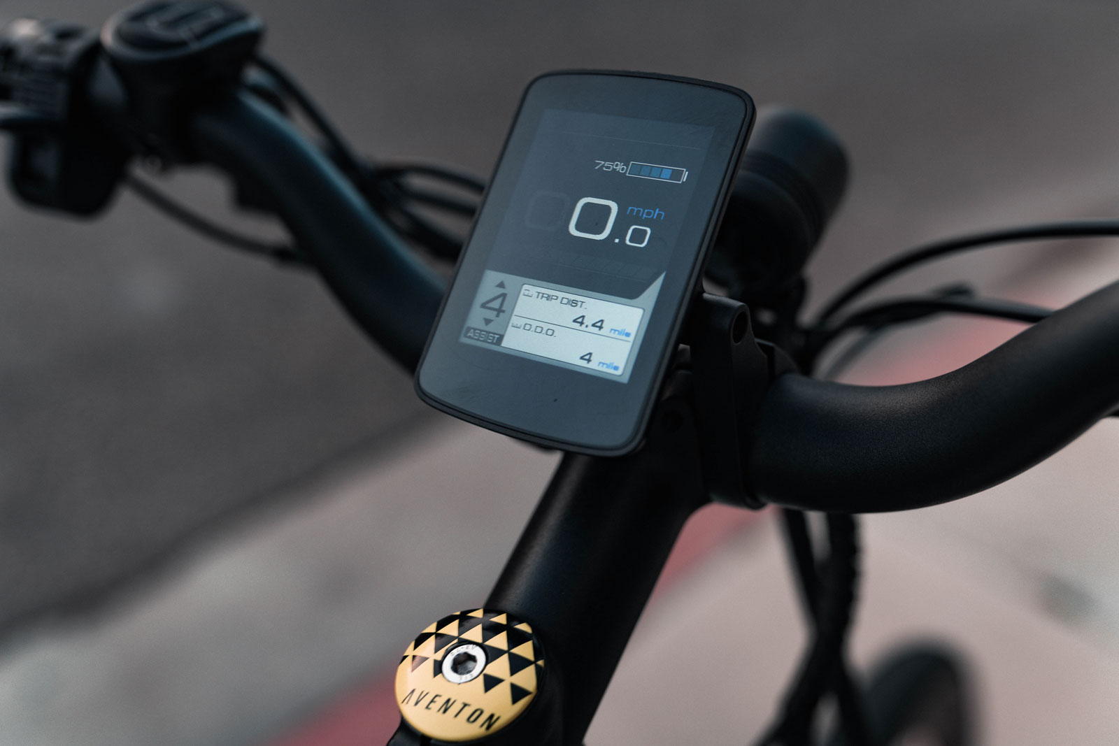 aventon soltera ebike display unit lcd backlit screen trip distance time battery capacity