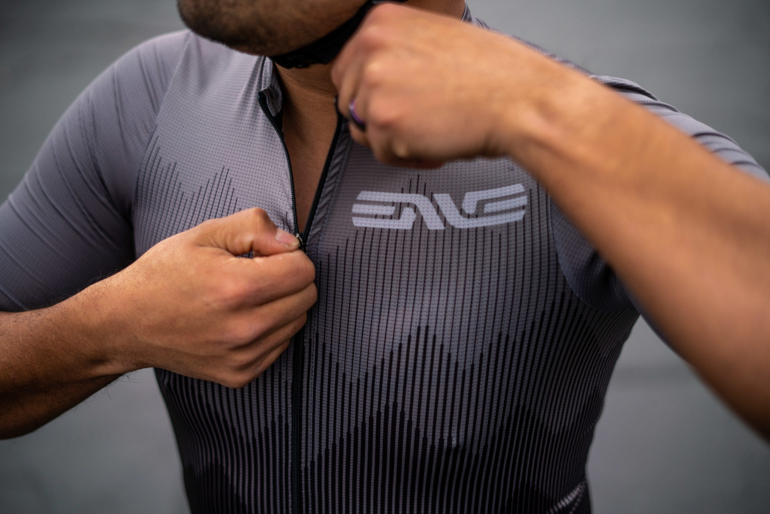 ENVE Horizon short-sleeve jersey.