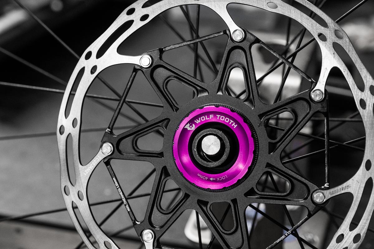 thumbnail image 2 of Shimano SM-HB20 Center Lock Disc Brake Hub Rotor Lockring For 15mm 20mm Axle Hb20 Center Lock Cover I.193082496 2 of 14