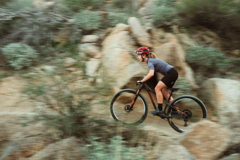 2022 Pivot LES SL Hardtail Mountain Bike sheds 300g to one of the World's Lightest